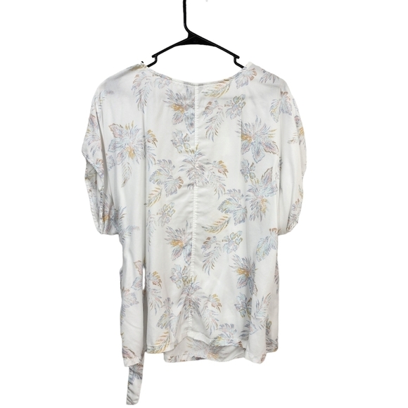 Eddie Bauer Women's Floral Side-Tie Wrap Top - XL - Picture 5 of 6